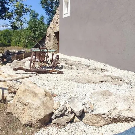 Nyaraló Kuk Gračac